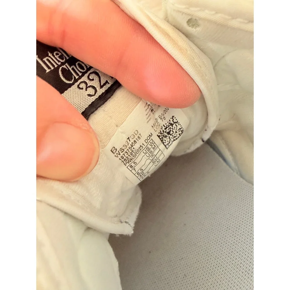 New Balance 327 Sneakers Womens Cream Off White Black Size 8.5 - Picture 7 of 7